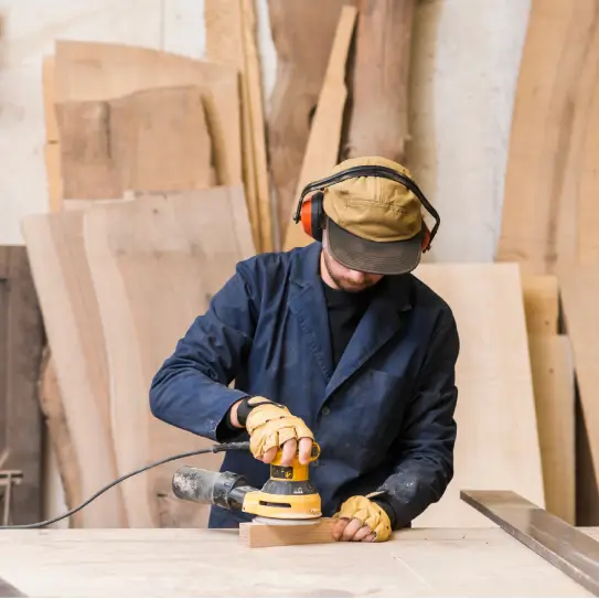 Furniture & Fixtures